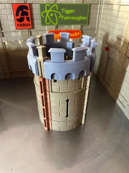 Zinnen für den orginalen Turm